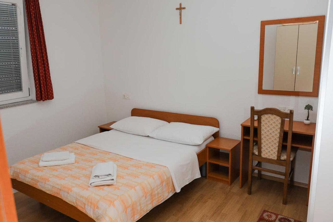 Pansion Milena Hotel Medjugorje Luaran gambar